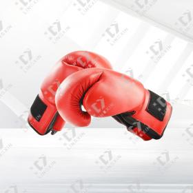 拳擊手套、頭盔、護(hù)膝