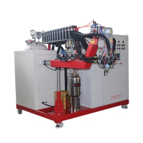 “聚氨酯彈性體澆注機(jī)”/